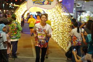 BIB: 50603
                            <button type="button" onclick="openModal(21831671)" class="btn btn-primary btn-sm float-right btn-popup" data-toggle="modal" data-target=".modal-high-quality">
                        <i class="fas fa-shopping-cart"></i> Add to Cart
                    </button>
                                            <button type="button" onclick="isThisMe(21831671, true)" class="btn btn-success btn-sm float-right btn-popup btn-isme hidden" data-toggle="tooltip" data-placement="bottom" title="นี่คือรูปของคุณใช่ไหม คลิกที่นี่เพื่อเอาเข้าอัลบั้ม">
                        <i class="fas fa-plus"></i> Add to album
                    </button>
                    <button type="button" onclick="isThisMe(21831671, false)" class="btn btn-warning btn-sm float-right btn-popup btn-isnotme hidden">
                        <i class="fas fa-ban"></i> Remove from album
                    </button>